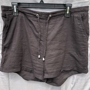 Size10 Black Loose fitting drawstring cargo shorts